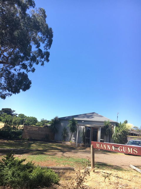 Minni Gums - Accommodation Gladstone 27