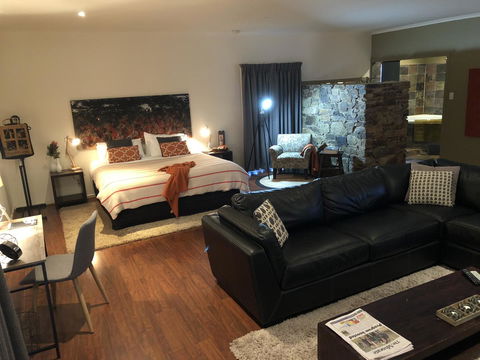 Minni Gums - Accommodation Gladstone 15
