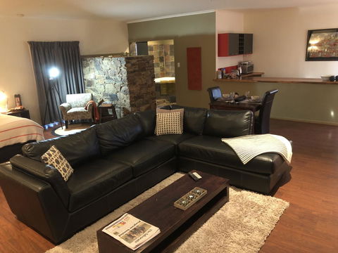 Minni Gums - Accommodation Gladstone 17