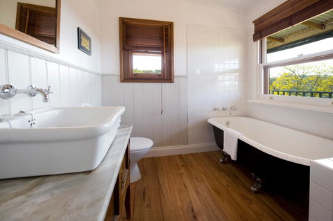 Cabrito - Accommodation Gladstone 4