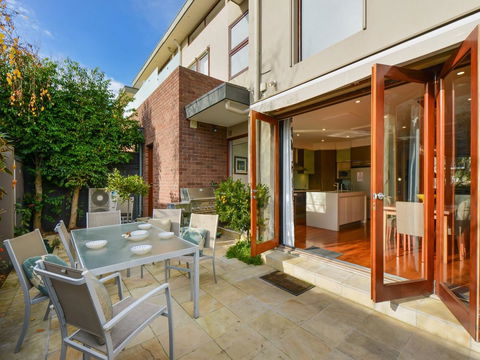 Boutique Stays - Maple On Kent - Accommodation Gladstone 21