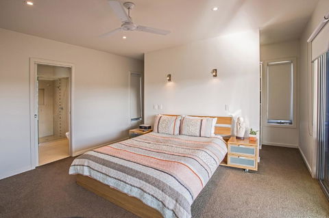 Saltwater Breeze Retreat - Accommodation Gladstone 16