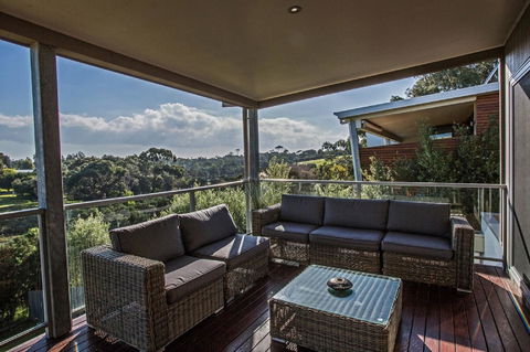 Saltwater Breeze Retreat - Accommodation Gladstone 6