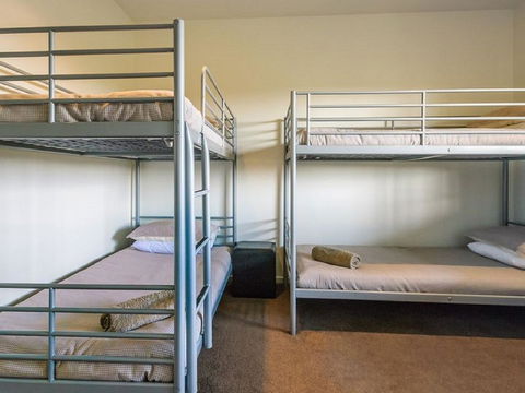 Saltwater Breeze Retreat - Accommodation Gladstone 21
