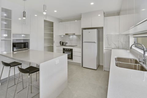 Aquarius Kawana - Accommodation Gladstone 7