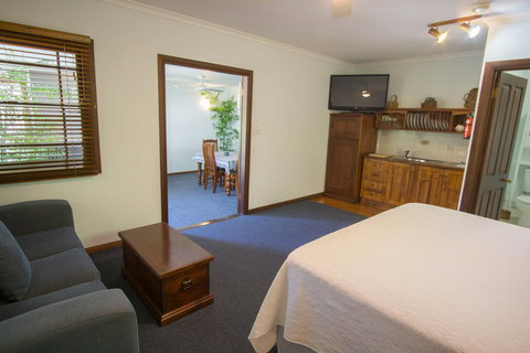 Debbie\'s Place - Accommodation Gladstone 42