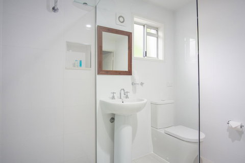 Debbie\'s Place - Accommodation Gladstone 15