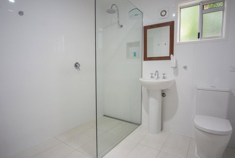 Debbie\'s Place - Accommodation Gladstone 16