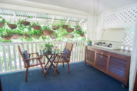 Debbie\'s Place - Accommodation Gladstone 33