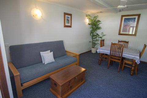 Debbie\'s Place - Accommodation Gladstone 41