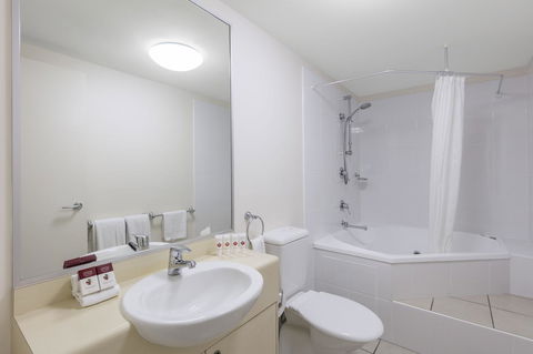 Ramada By Wyndham Marcoola Beach - Accommodation Gladstone 8