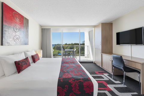 Ramada By Wyndham Marcoola Beach - Accommodation Gladstone 17