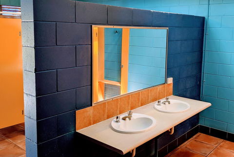 Cool Bananas Backpackers - Accommodation Gladstone 12