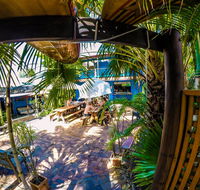 Cool Bananas Backpackers - Accommodation Gladstone