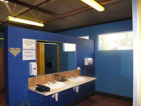 Cool Bananas Backpackers - Accommodation Gladstone 44