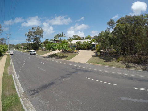 Cool Bananas Backpackers - Accommodation Gladstone 1