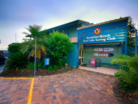 La Mer Sunshine Beachfront - Accommodation Gladstone 9