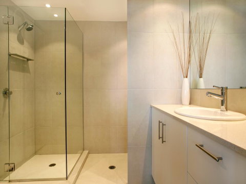 La Mer Sunshine Beachfront - Accommodation Gladstone 23