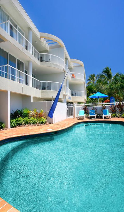 La Mer Sunshine Beachfront - Accommodation Gladstone 2