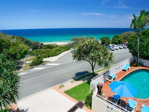 La Mer Sunshine Beachfront - Accommodation Gladstone 0