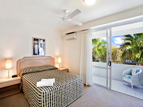 La Mer Sunshine Beachfront - Accommodation Gladstone 25