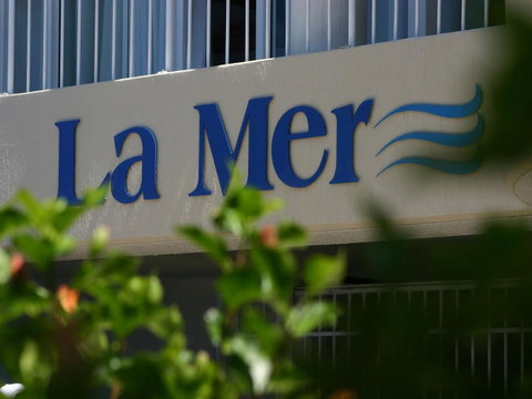 La Mer Sunshine Beachfront - Accommodation Gladstone 13