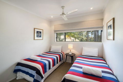 Sunseeker Holiday Apartments - Accommodation Gladstone 3