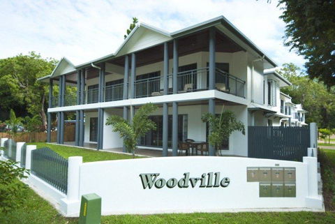 Woodville Beach Townhouse 6 - Accommodation Gladstone 0