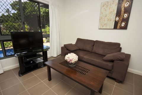 Woodville Beach Townhouse 6 - Accommodation Gladstone 11
