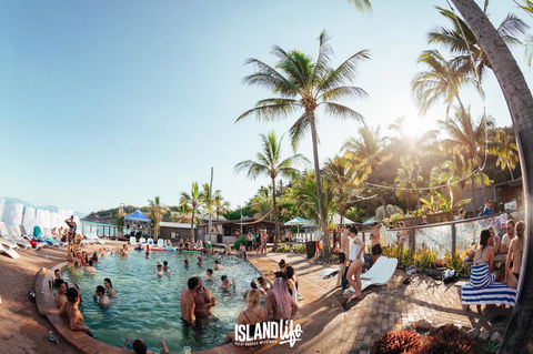 Nomads Magnetic Island - Accommodation Gladstone 32