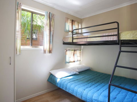 Captain Cook Holiday Village 1770 - Accommodation Gladstone 12
