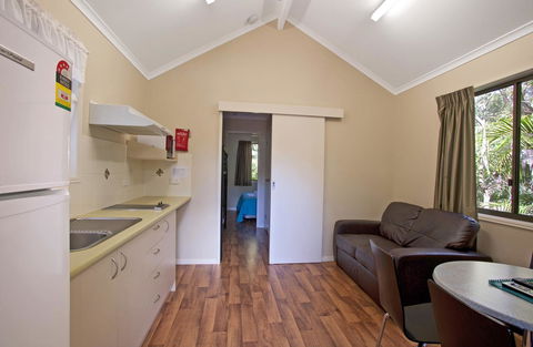 Captain Cook Holiday Village 1770 - Accommodation Gladstone 20