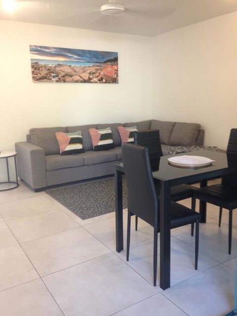 Chez Noosa Resort Motel - Accommodation Gladstone 3