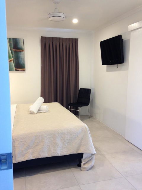 Chez Noosa Resort Motel - Accommodation Gladstone 12
