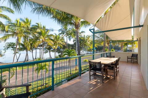 Sails On Horseshoe - Accommodation Gladstone 35