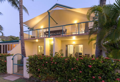 Sails On Horseshoe - Accommodation Gladstone 8