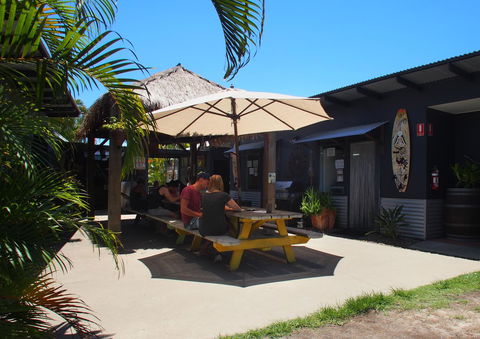 Backpackers At 1770 - Accommodation Gladstone 11