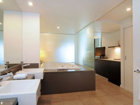 Luxury Apartments At Temple Resort And Spa Port Douglas - Accommodation Gladstone 37