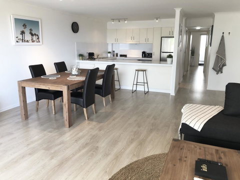 Sunshine Beach Luxe Apartment - Accommodation Gladstone 21