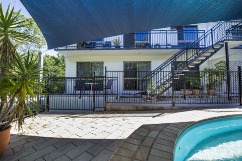 Magnetic North Apartment 1 - Accommodation Gladstone 1
