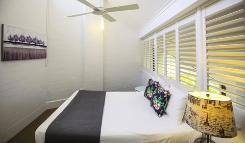Ocean Breeze Resort - Accommodation Gladstone 2