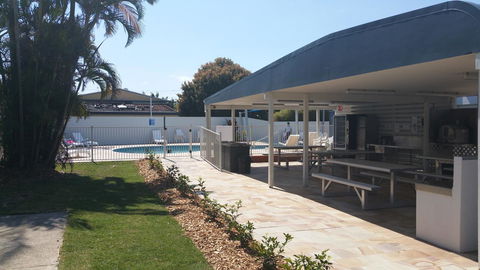Alex Beach Cabins And Tourist Park - Accommodation Gladstone 15