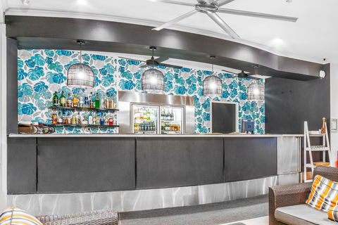 Hotel Grand Chancellor Palm Cove - Accommodation Gladstone 4