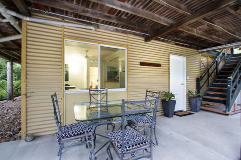 Airlie Beach Eco Cabins - Adults Only - Accommodation Gladstone 43