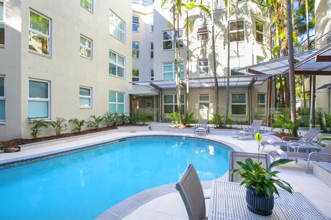 Emerald Noosa - Accommodation Gladstone 3