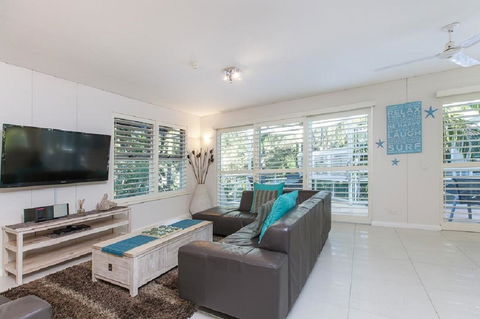 Emerald Noosa - Accommodation Gladstone 15