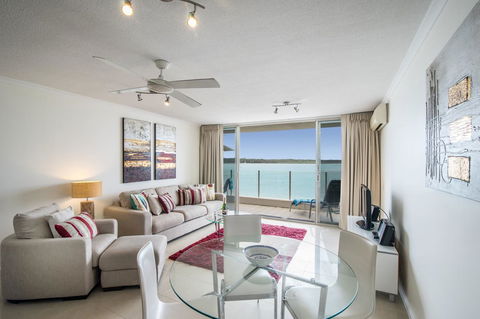 Noosa Harbour Resort - Accommodation Gladstone 11
