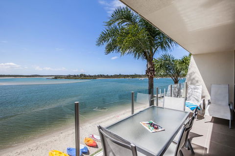Noosa Harbour Resort - Accommodation Gladstone 3