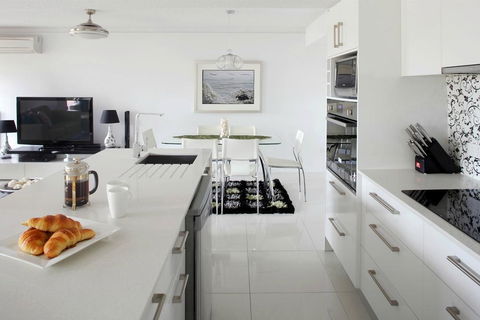 Hotel Laguna - Accommodation Gladstone 3