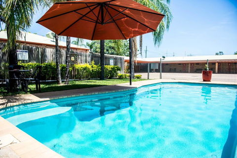 Clermont Country Motor Inn - Accommodation Gladstone 9